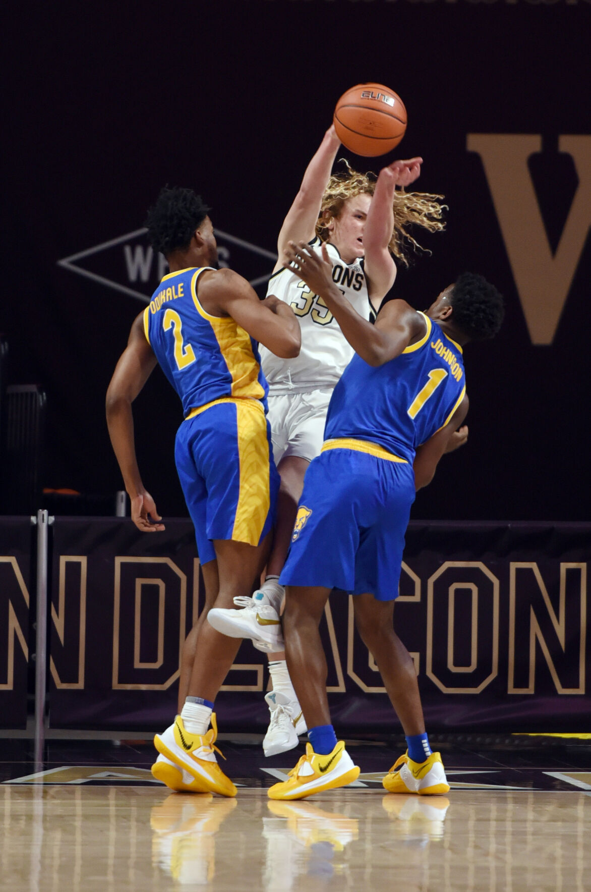 Pittsburgh Wake Forest basketball 11